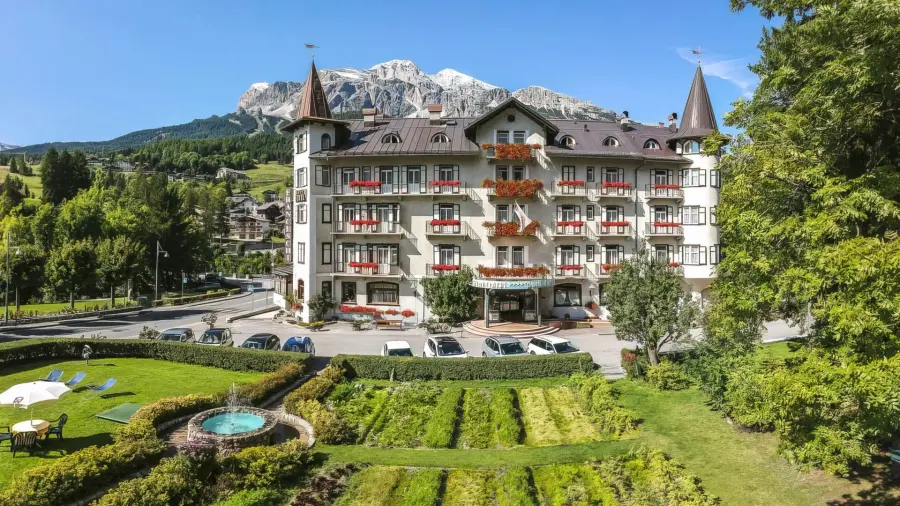 Franceschi Park Hotel